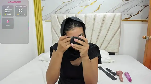 Yasmin nazer online show from 12-17-25, 07:20