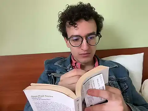 Poeta98xh online show from 10-04-25, 01:53