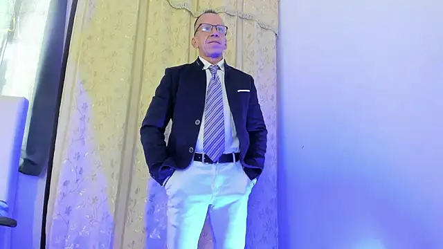  axelking  online show from 04-07-26, 11:43