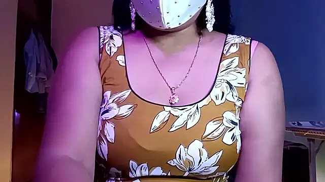 horny milf couple online show from 05-22-26, 07:19