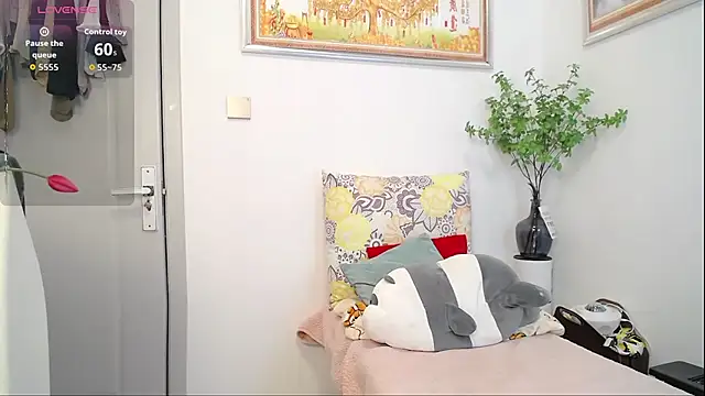 selinajuan online show from 04-06-26, 10:11