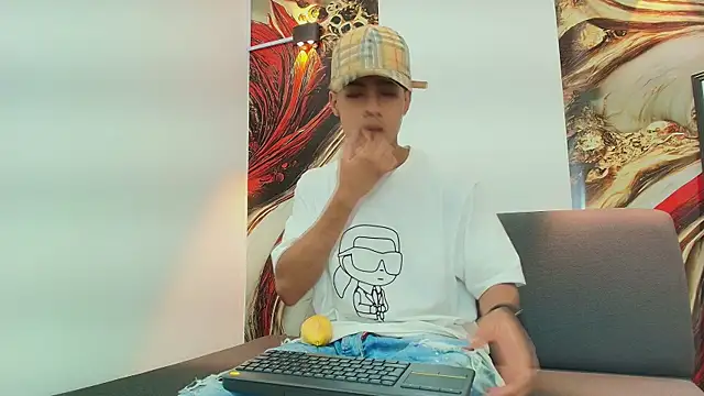 Snapshot of JACCOCK_4 chatting on 10-20-25, 07:36 JACCOCK 4 online show from 10-20-25, 07:36