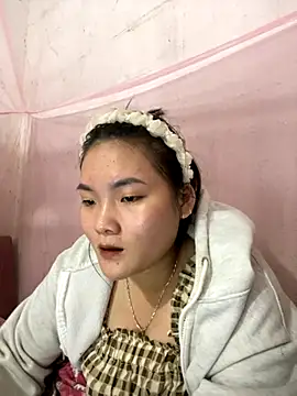 Beautiful-light22 online show from 11-18-25, 12:31