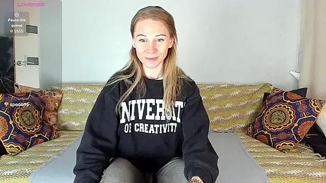 Amalia Mio online show from 04-08-26, 08:25