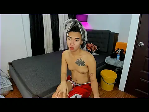 Yourdreamgoddess online show from 02-20-26, 01:33