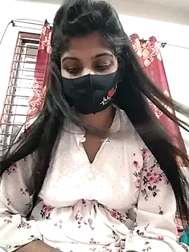 Queen-Any online show from 10-26-25, 02:56