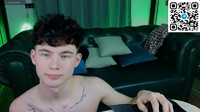 Cute Mike online show from 02-25-26, 08:51