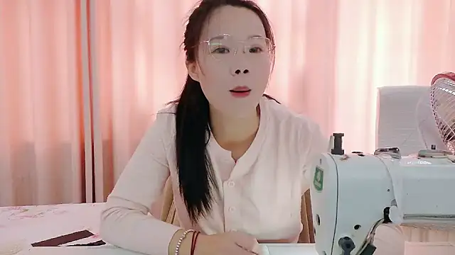 Snapshot of CCOO520 chatting on 10-26-25, 06:08 CCOO520 online show from 10-26-25, 06:08