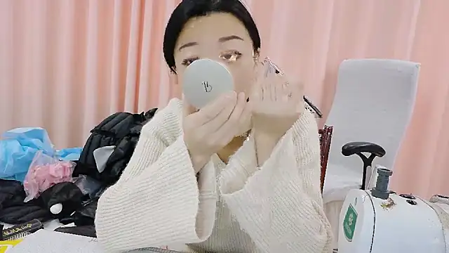 Snapshot of CCOO520 chatting on 11-08-25, 05:40 CCOO520 online show from 11-08-25, 05:40