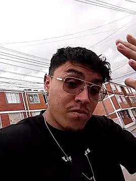 Snapshot of EithanFuckboys chatting on 11-03-25, 07:26 EithanFuckboys online show from 11-03-25, 07:26