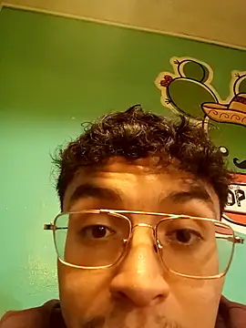 Snapshot of EithanFuckboys chatting on 11-06-25, 11:37 EithanFuckboys online show from 11-06-25, 11:37