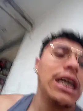 Snapshot of EithanFuckboys chatting on 11-15-25, 10:04 EithanFuckboys online show from 11-15-25, 10:04