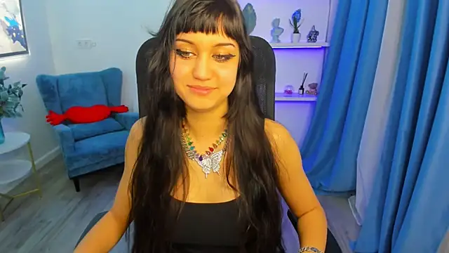 TiffanyYounge online show from 04-01-26, 01:41