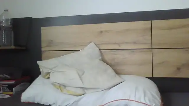 Snapshot of Arbneh69 chatting on 10-07-25, 03:31 Arbneh69 online show from 10-07-25, 03:31