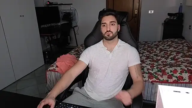 Al3xox02 online show from 02-06-26, 08:45