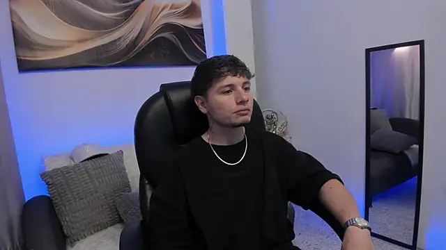 Leoo Miller online show from 02-10-26, 04:38