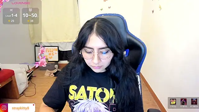 LoveLyy- online show from 01-18-26, 03:32