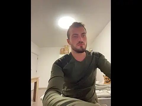 Xhrome98 online show from 10-14-25, 09:26