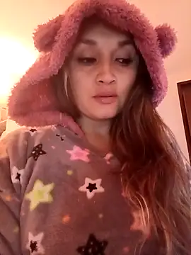 Snapshot of Nata-A77 chatting on 10-15-25, 03:17 Nata-A77 online show from 10-15-25, 03:17