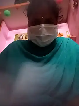 Snapshot of Eswar77 chatting on 10-19-25, 06:58 Eswar77 online show from 10-19-25, 06:58