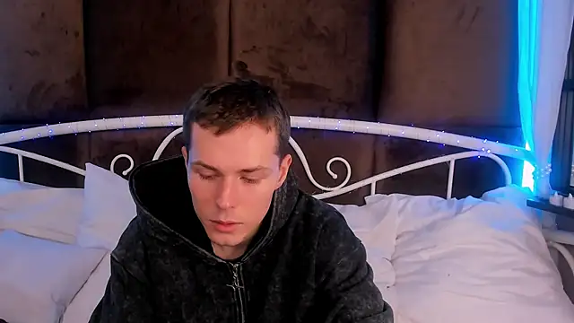 Snapshot of Hector_Spector chatting on 11-20-25, 08:58 Hector Spector online show from 11-20-25, 08:58