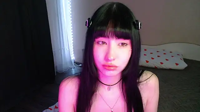 Snapshot of NaemiiBlush chatting on 11-02-25, 10:17 NaemiiBlush online show from 11-02-25, 10:17