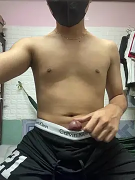 Boyshuaaa online show from 10-27-25, 02:43