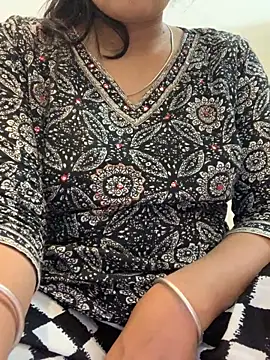 Snapshot of bindiyarani01 chatting on 11-01-25, 09:22 bindiyarani01 online show from 11-01-25, 09:22