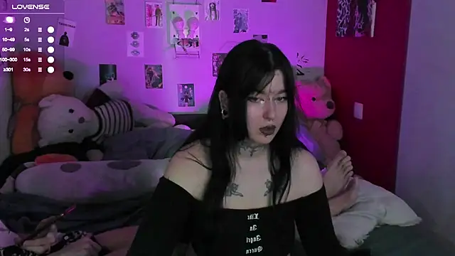 Snapshot of g4tito chatting on 11-25-25, 06:57 g4tito online show from 11-25-25, 06:57