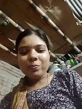 Snapshot of ayesha0001122 chatting on 10-13-25, 06:19 ayesha0001122 online show from 10-13-25, 06:19