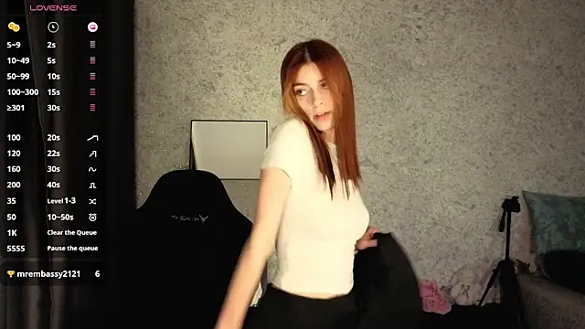 Snapshot of kitti_sweett chatting on 11-15-25, 07:32 kitti sweett online show from 11-15-25, 07:32