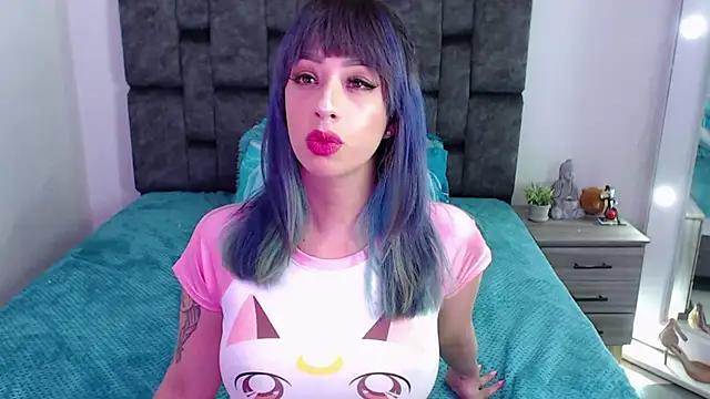 Snapshot of Allisonpetite1 chatting on 10-12-25, 07:35 Allisonpetite1 online show from 10-12-25, 07:35