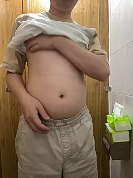 yichengm online show from 10-09-25, 07:39