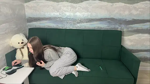 Snapshot of SunnySprinkle chatting on 10-16-25, 12:39 SunnySprinkle online show from 10-16-25, 12:39