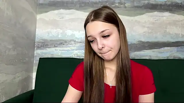 Snapshot of SunnySprinkle chatting on 11-26-25, 12:39 SunnySprinkle online show from 11-26-25, 12:39