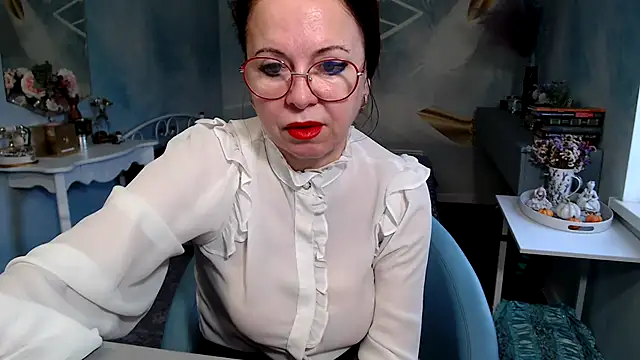 Arisa5000 online show from 09-29-25, 05:12