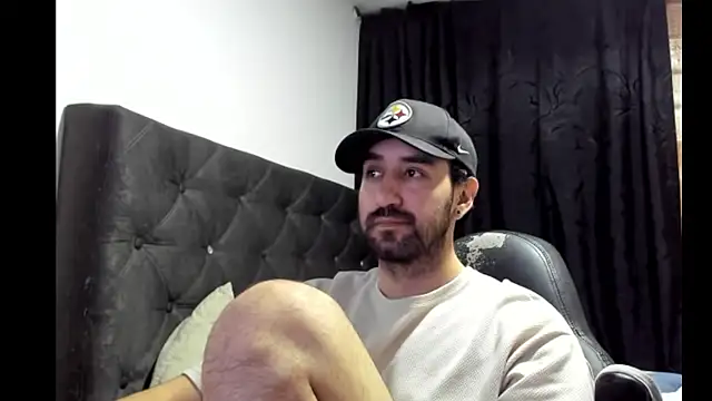 coolfriki online show from 10-31-25, 06:47