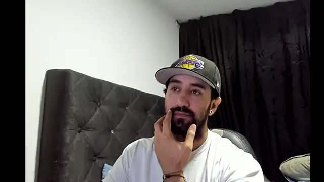 coolfriki online show from 11-20-25, 02:34