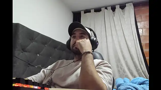 coolfriki online show from 04-11-26, 11:09