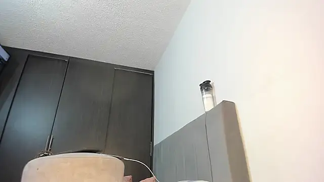 emy collyns online show from 02-08-26, 02:15