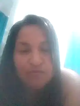 Snapshot of lucia00xx chatting on 10-19-25, 10:16 lucia00xx online show from 10-19-25, 10:16