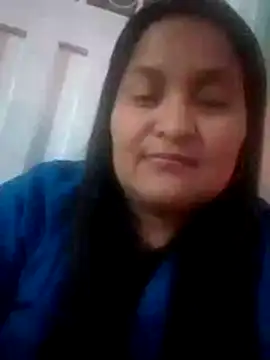 Snapshot of lucia00xx chatting on 10-23-25, 10:52 lucia00xx online show from 10-23-25, 10:52