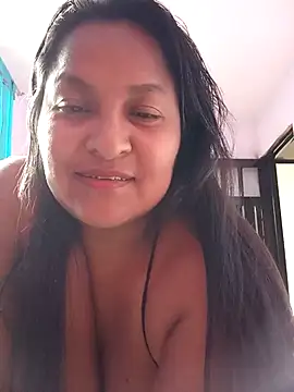 lucia00xx online show from 02-02-26, 10:08