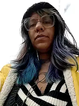 Abby 2-1 online show from 01-13-26, 02:55