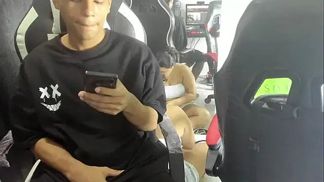 Baby Latin online show from 11-22-25, 04:22