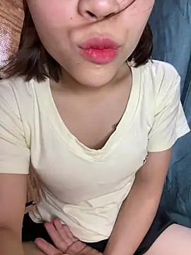 Lyly69699 online show from 03-08-26, 05:22