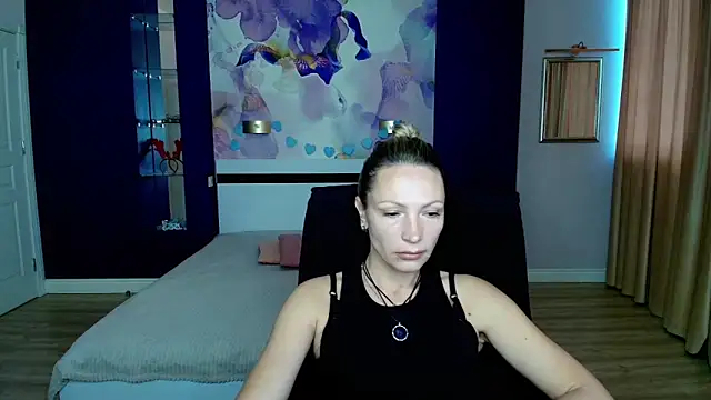 AlinaMoor online show from 10-11-25, 06:01