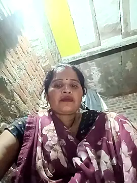 Snapshot of Nm_sanjna chatting on 06-12-26, 03:55 Nm sanjna online show from 06-12-26, 03:55