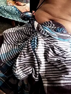 Snapshot of TanjiroCamadoo chatting on 10-13-25, 06:13 TanjiroCamadoo online show from 10-13-25, 06:13