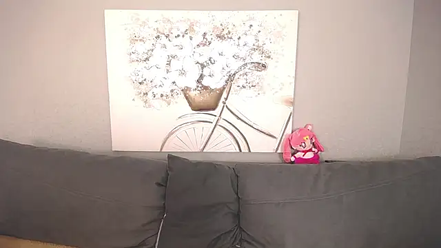 Snapshot of Evarey_ chatting on 11-04-25, 05:39 Evarey online show from 11-04-25, 05:39